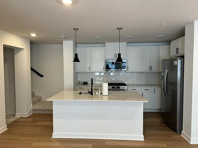 3042 Hemlock St #HEMLOCK — Photo 4