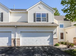 1479 Yorkshire Ln, Shakopee, MN 55379