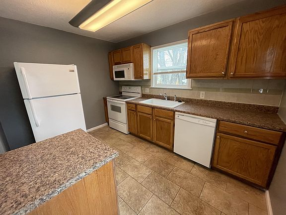 5th image of 1042 S 57th St