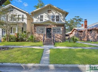 858 E 35th St, Savannah, GA 31401