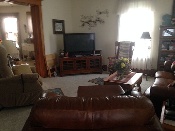 2nd image of 510 S Oakwood Ave
