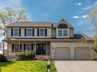 7 Hayden Cir, Reading, PA 19606