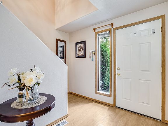 3rd image of 5502 NE 89th Ave
