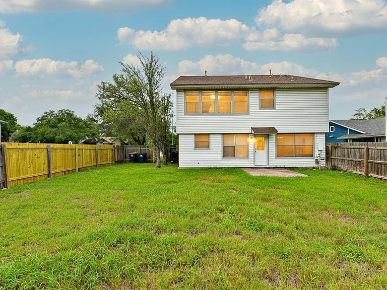 12801 Margit Dr — Photo 20