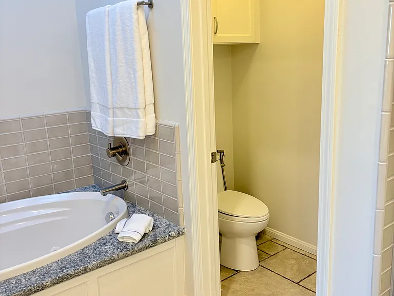 6483 Zuma View Pl #105 — Photo 16