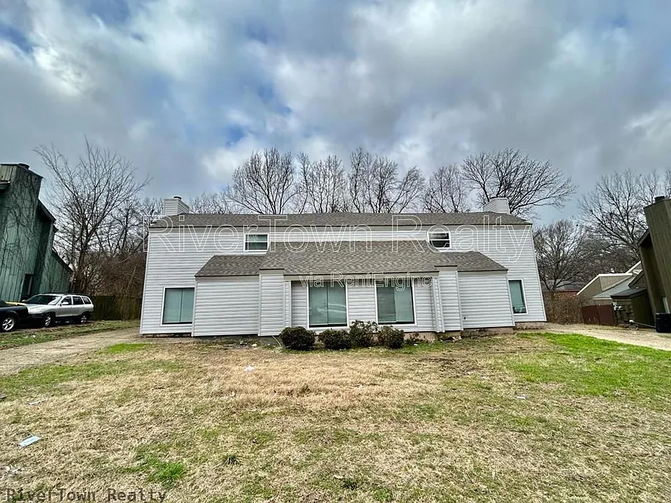 3355 Fairbanks St