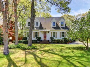 10 Arpage Dr W, Shirley, NY 11967
