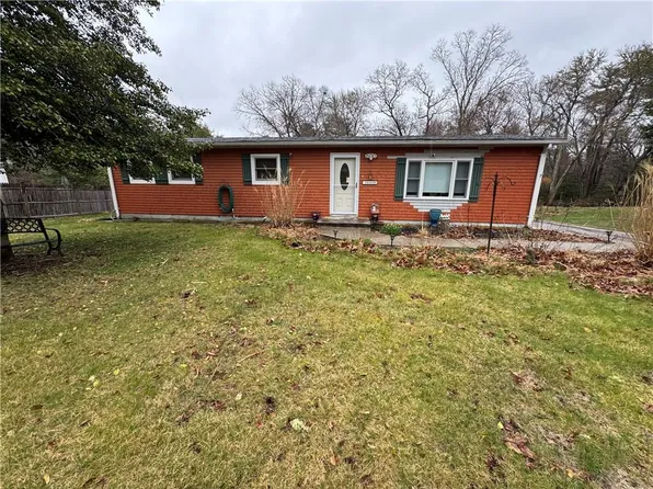 3784 S County Trl, Richmond, RI 02892
