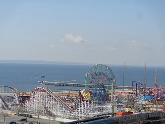 Sold by Thomas Lipovetsky, LREB