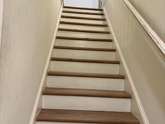 4th image of 7618 Avalon Blvd