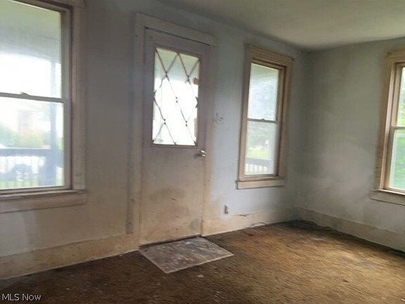 3rd image of 58 Auburn Ave