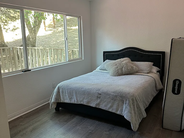 Acacia Dr — Photo 8