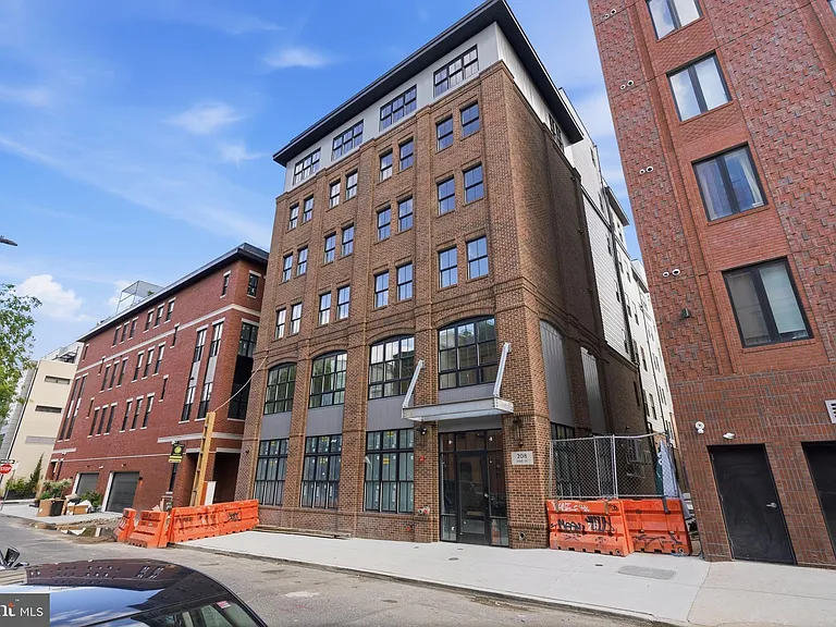 209 New St #6A — Photo 22