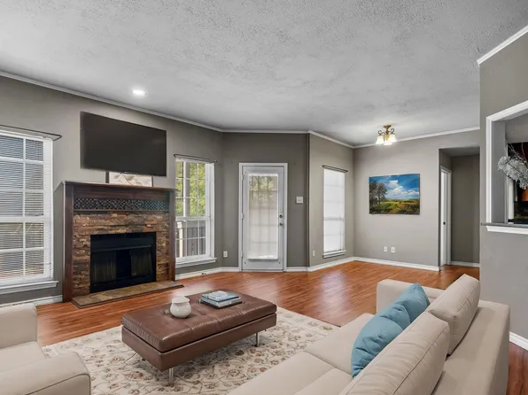 1700 Amelia Ct APT 222, Plano, TX 75075