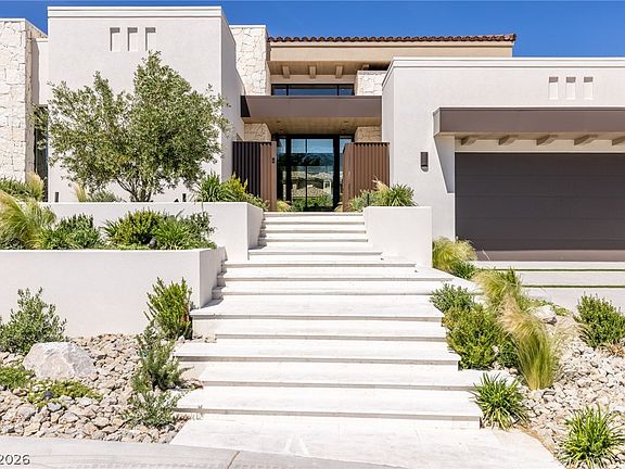 4th image of 24 Pebble Hills Ct