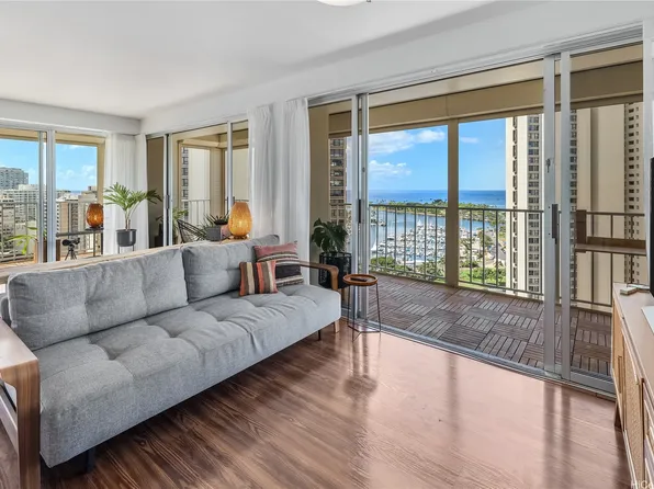 419 Atkinson Dr APT 2004, Honolulu, HI 96814