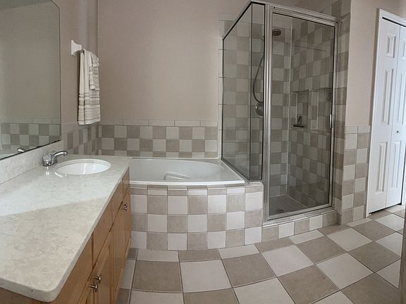 5th image of 3487 Kayla Cir