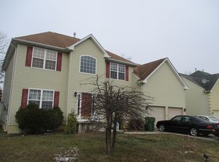4 Eagle Dr, Egg Harbor Township, NJ 08234