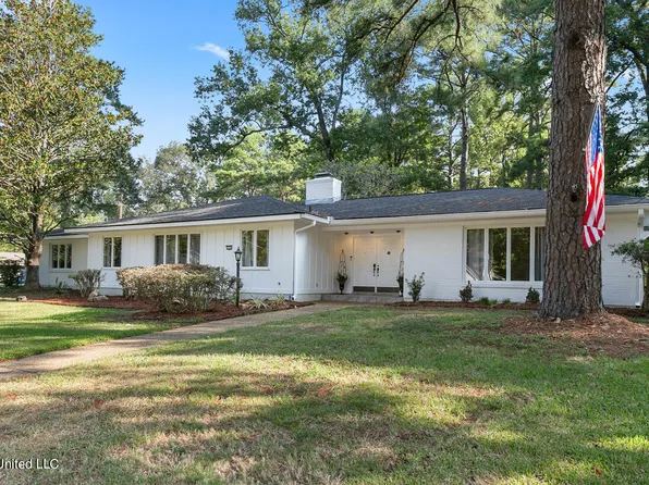 5146 Kaywood Dr, Jackson, MS 39211