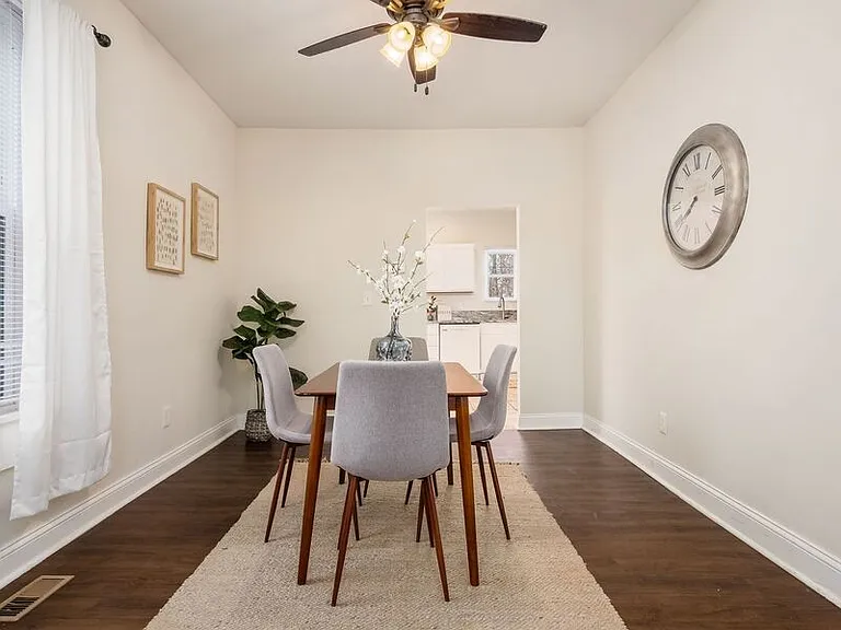 561 Kimball Pl — Photo 7