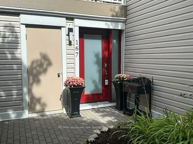 2 bed, $2,500 — Photo 1