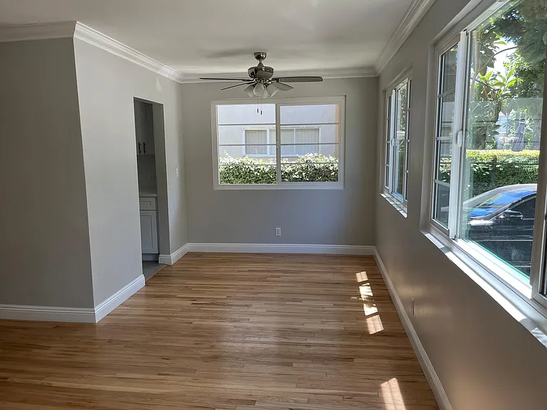 434 S Oakhurst Dr — Photo 3