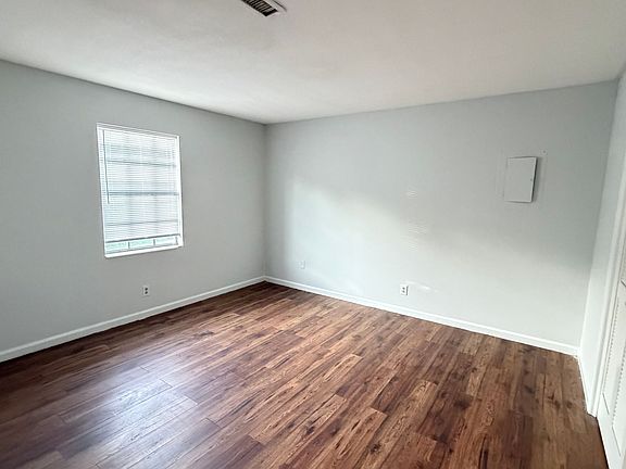 4th image of 3620 Ocoee St N #12