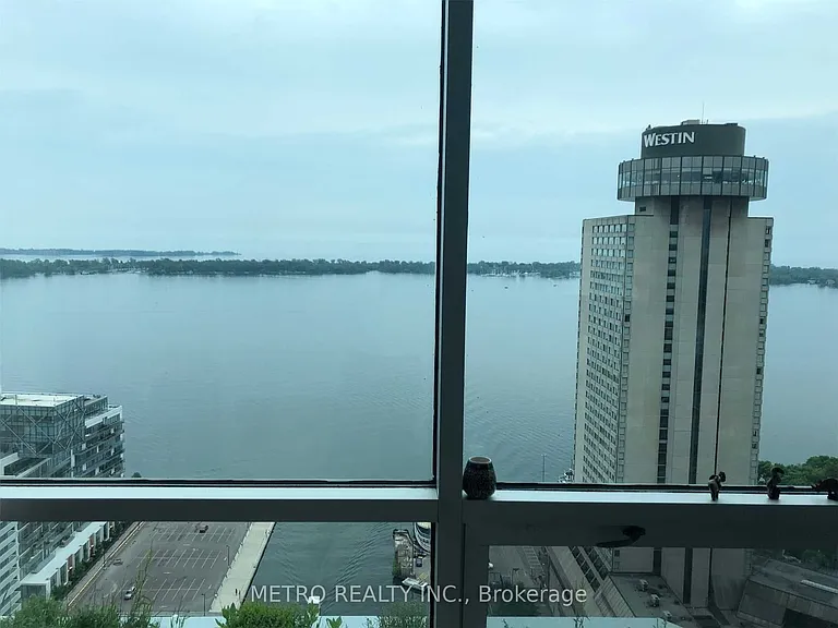 10 Yonge St #3412 — Photo 12