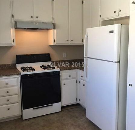3rd image of 3901 Blackford Pl
