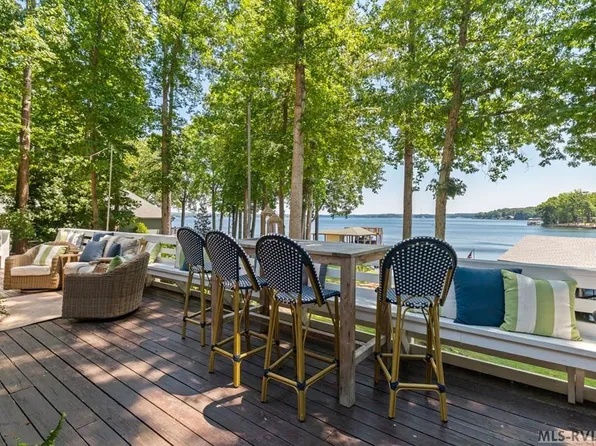 108 S Watersedge Ln, Littleton, NC 27850