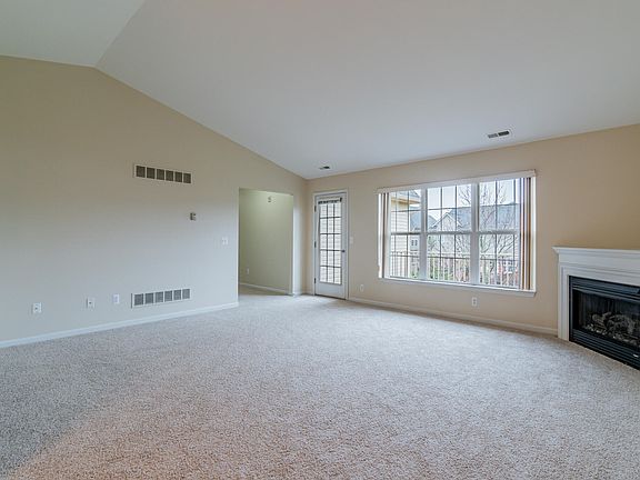 4th image of 3987 Cornerstone Dr
