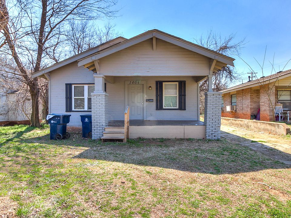 1st image of 1404 NE 15th St