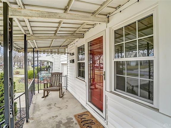 4th image of 2836 Winburn Ave