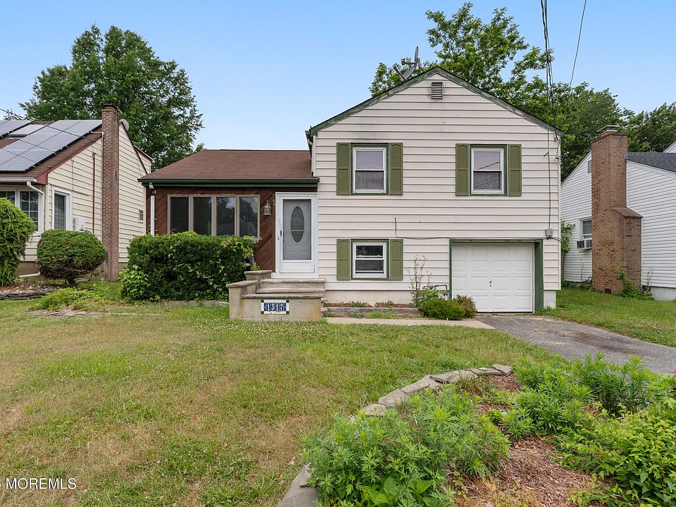 1st image of 1317 Spruce Avenue