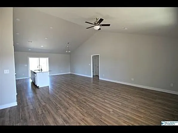 27337 7th Pnes, Harvest, AL 35749