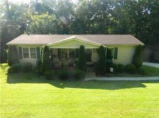 771 Brandy Run Rd, Elkview, WV 25071