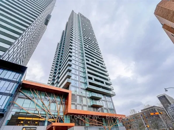 50 Wellesley St E, Toronto, ON