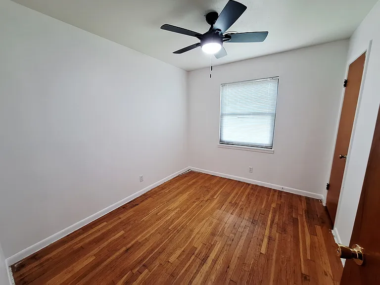 907 Jefferis Ave — Photo 11