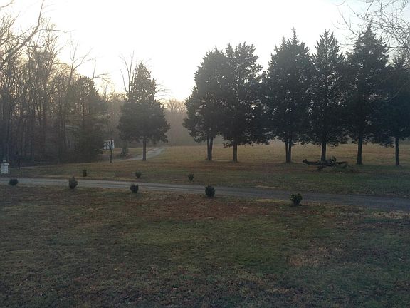 2nd image of 5325 Eagles Nest Ln