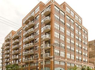 933 W Van Buren St APT 712, Chicago, IL 60607