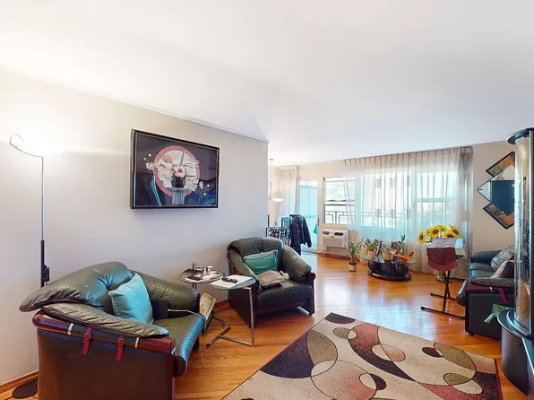 2932 W 5th St APT 8B, Brooklyn, NY 11224