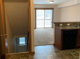 1872 Wrigley St, Ely, IA 52227