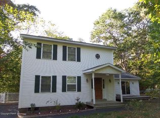 611 Glen Circle Dr, Tobyhanna, PA 18466