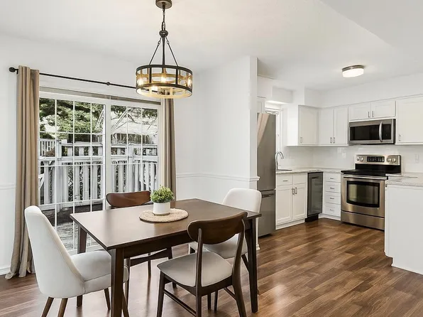 8510 Castle Pine Ct, Charlotte, NC 28226