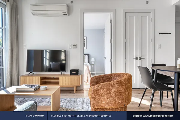 Rented by The Blueground | media 262