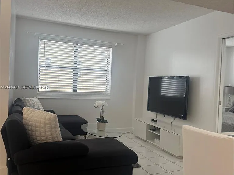 1390 Ocean Dr #302 — Photo 27
