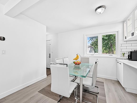 3rd image of 7209 183b St NW