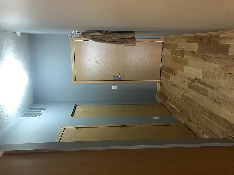 1st image of 2407 39th Ave NE Unit 416