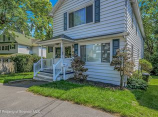 932 1/2 E Drinker St, Dunmore, PA 18512