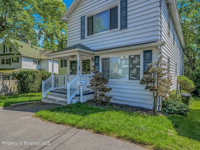 932 1/2 E Drinker St, Dunmore, PA, 18512